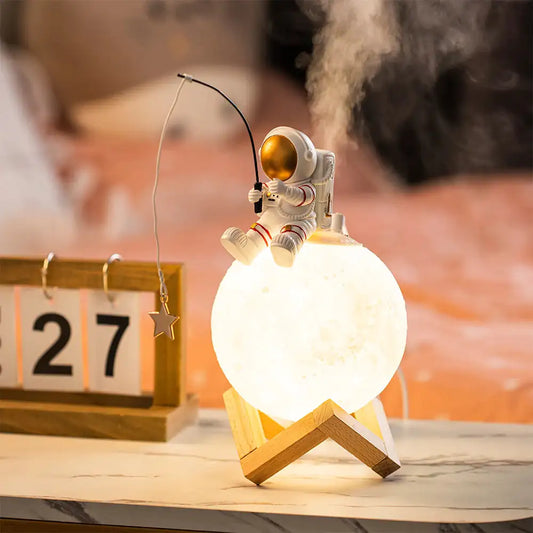 Astronaut Desk Lamp Humidifier